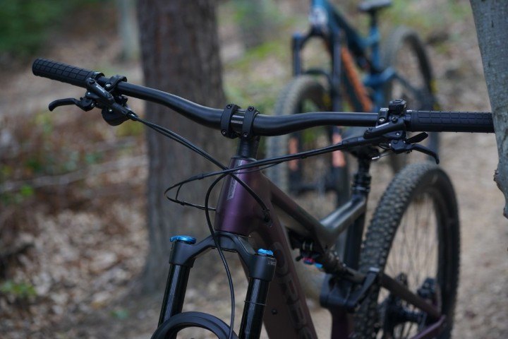 Unsere Leistungen im Überblick Fully Mountainbikes im Gelände
